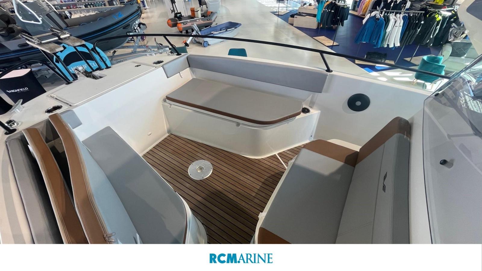 beneteau Flyer 8 spacedeck