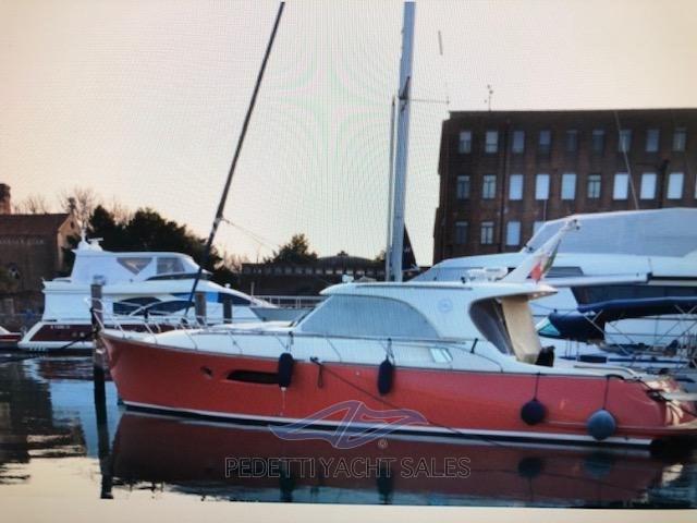 mochi craft Mochi 44 dolphin