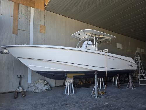 Boston whaler outrage 320
