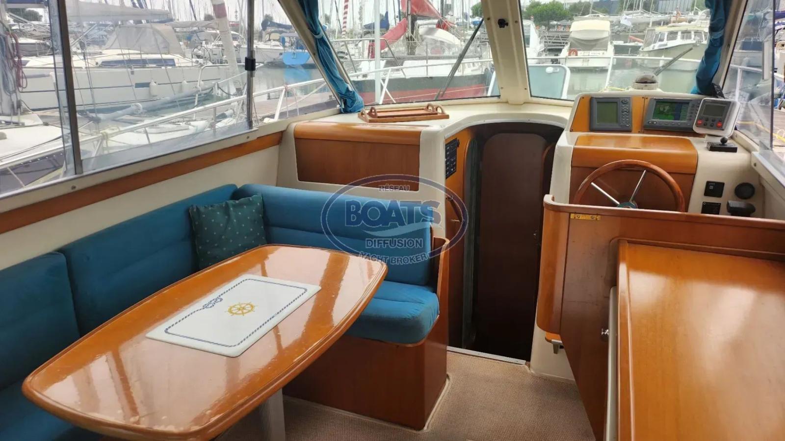 beneteau Antares serie9