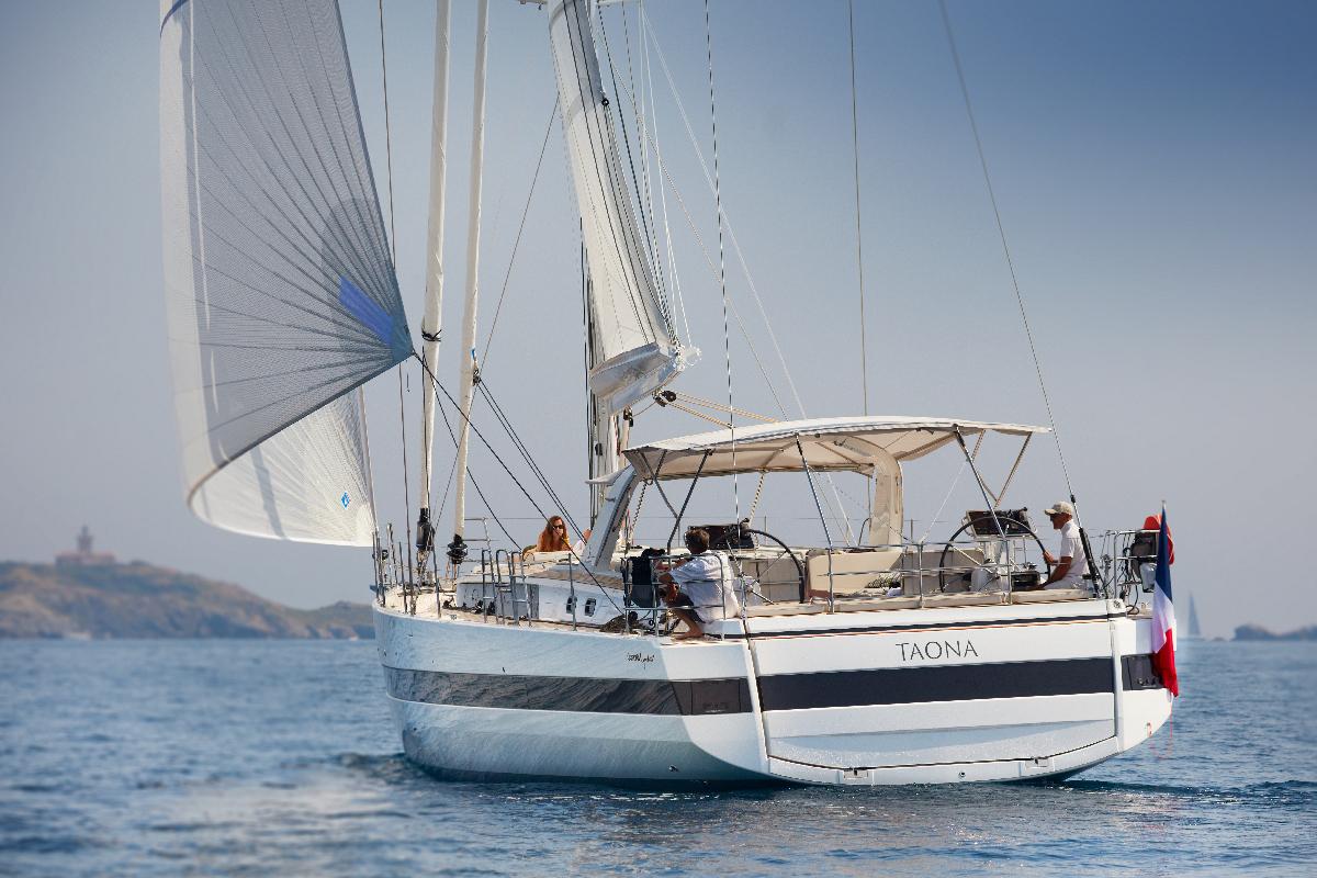 beneteau Oceanis 62'