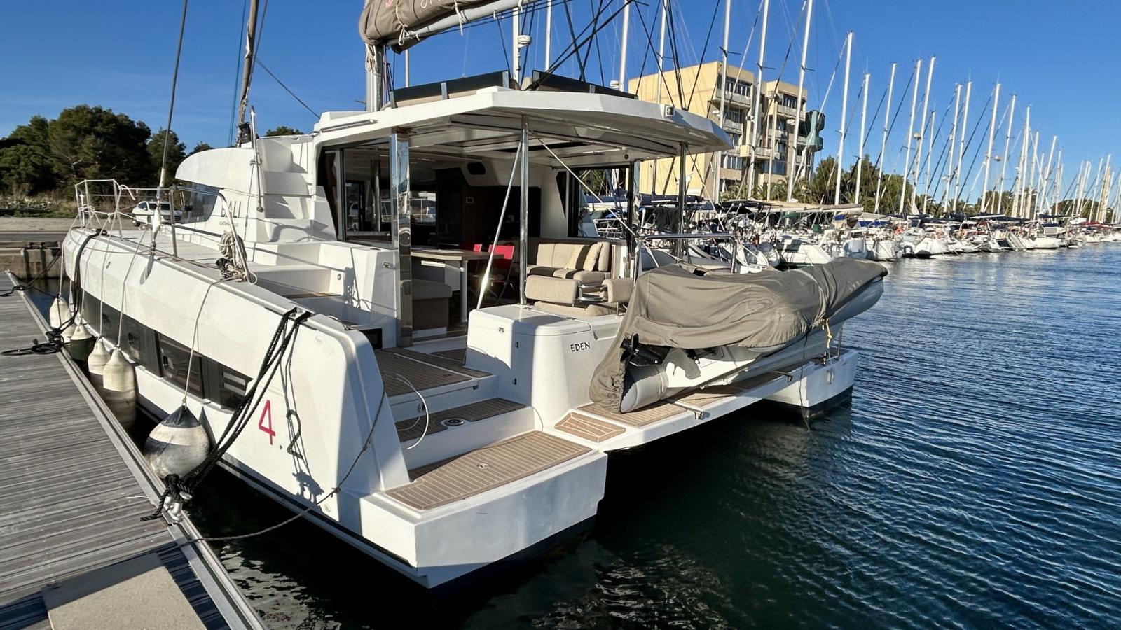 catana Bali 4.2