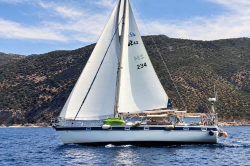 Hallberg rassy hr 42e sloop