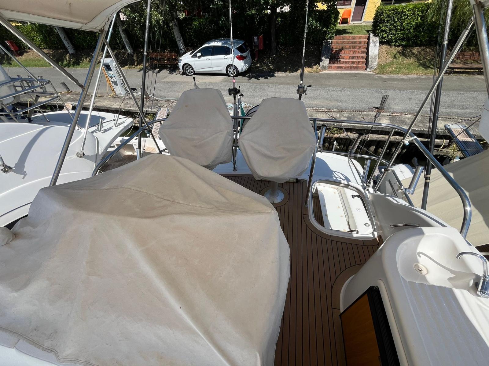 riviera marine 40 flybridge