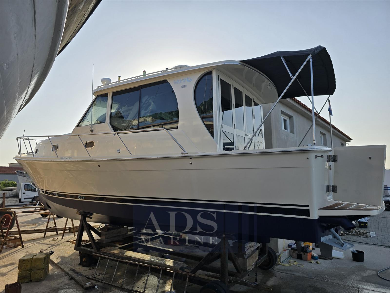 mainship 34