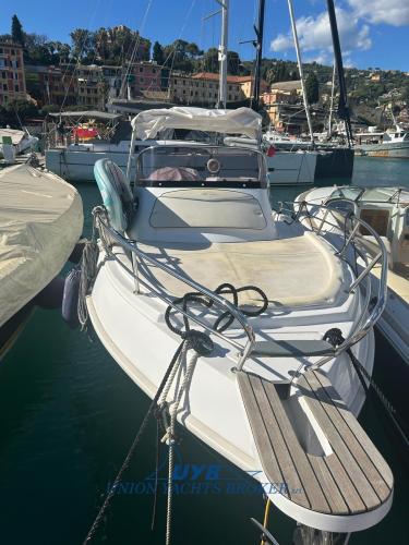 Marinello 26 cabin