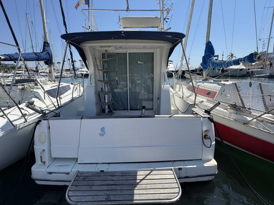 beneteau Antares 9.80