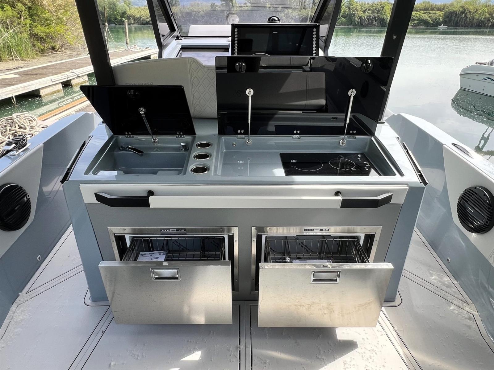 ranieri cantiere Cayman 45