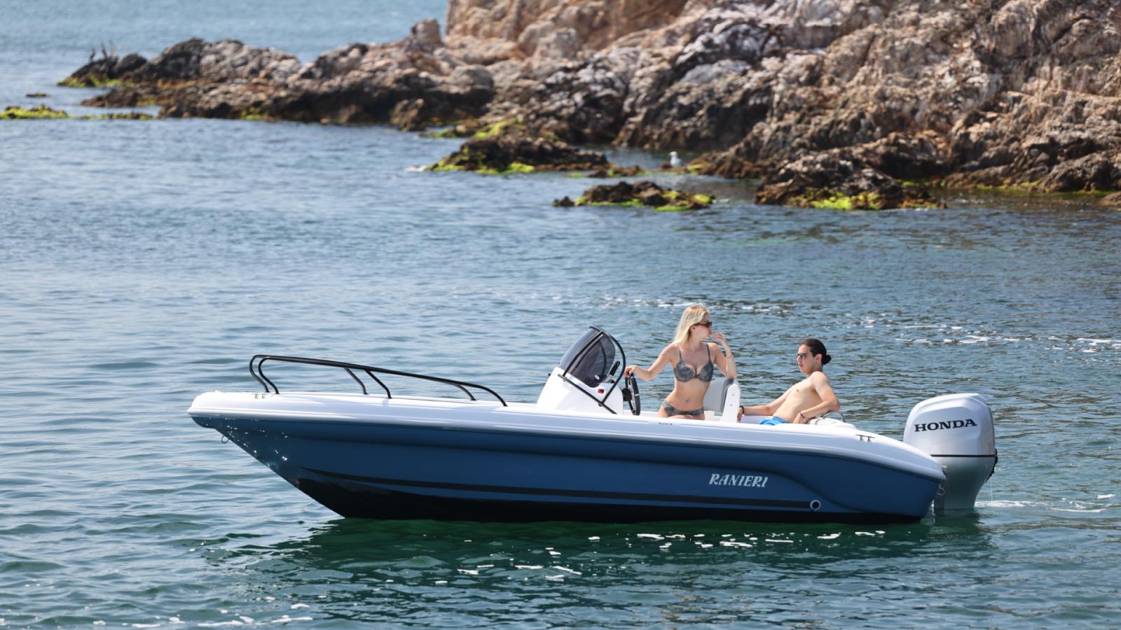 ranieri Shark 19