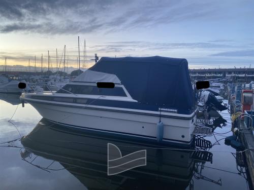 Windy boats 8600 mid cab