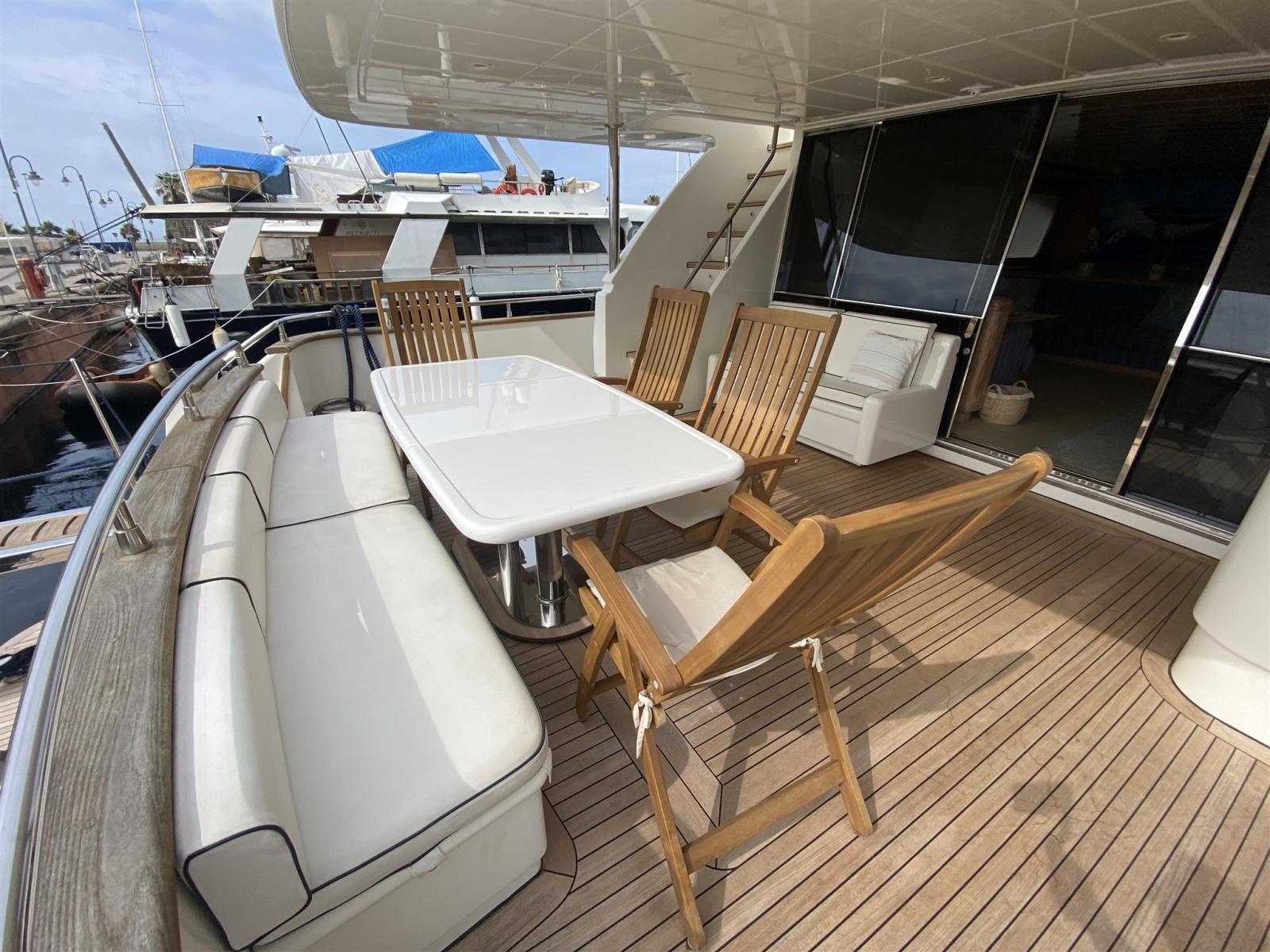 falcon yachts 85