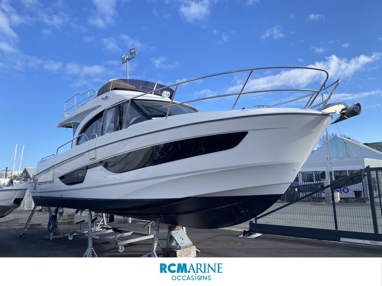 beneteau Antares 11 fly