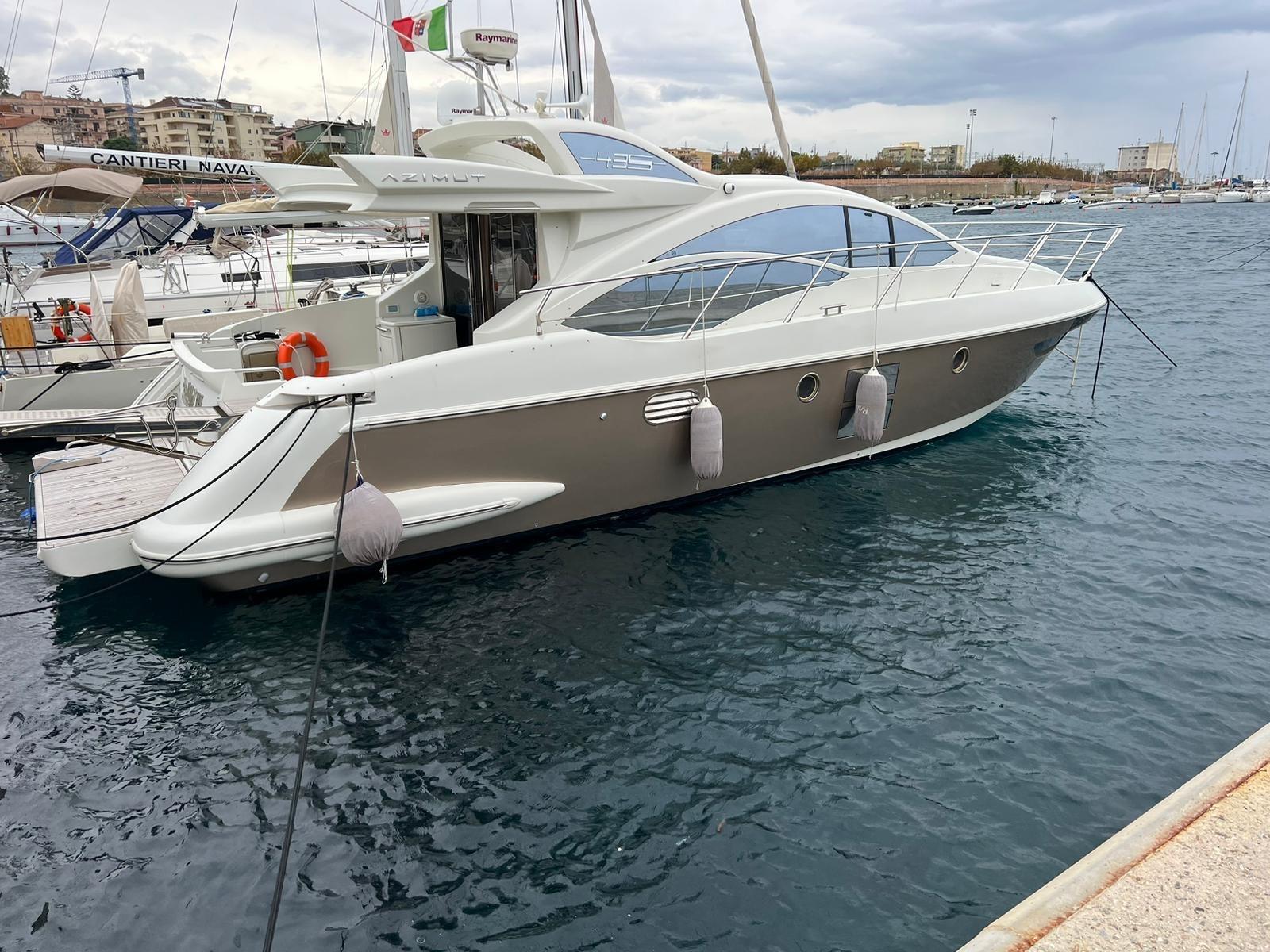 azimut 43s