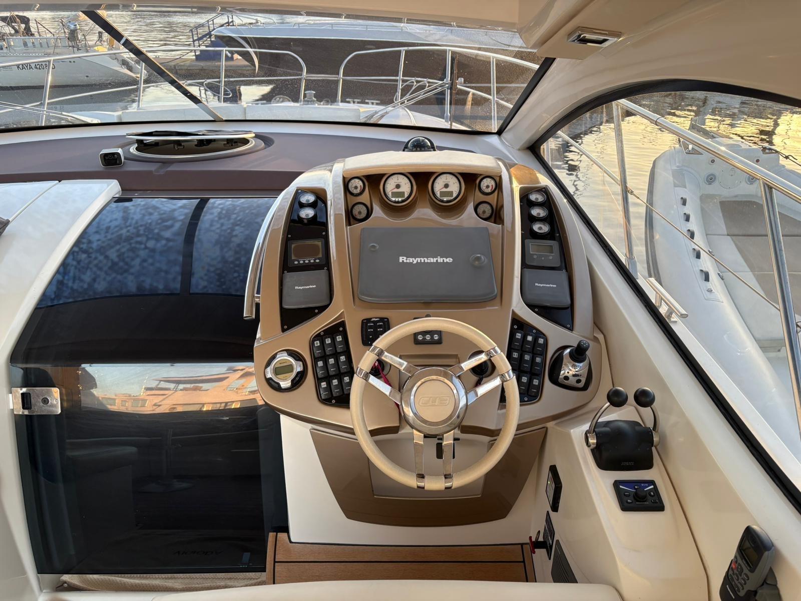 sessa marine C 43
