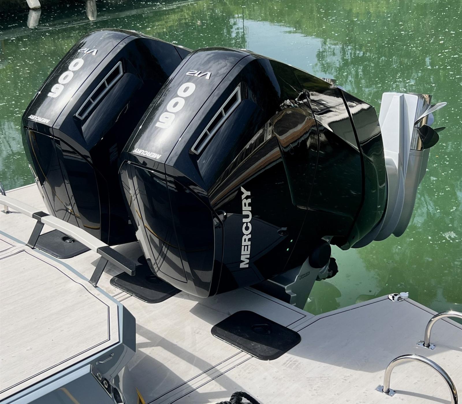 ranieri cantiere Cayman 45