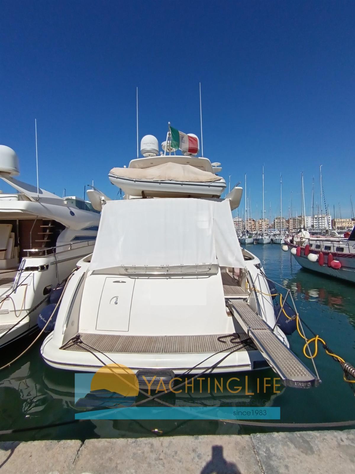 azimut 68 flybridge evo