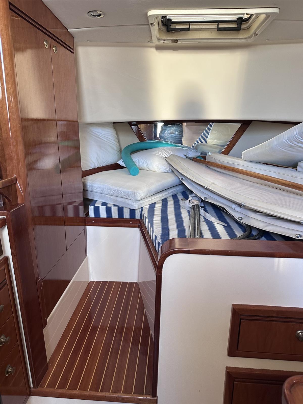 apreamare Smeraldo 750 cabin