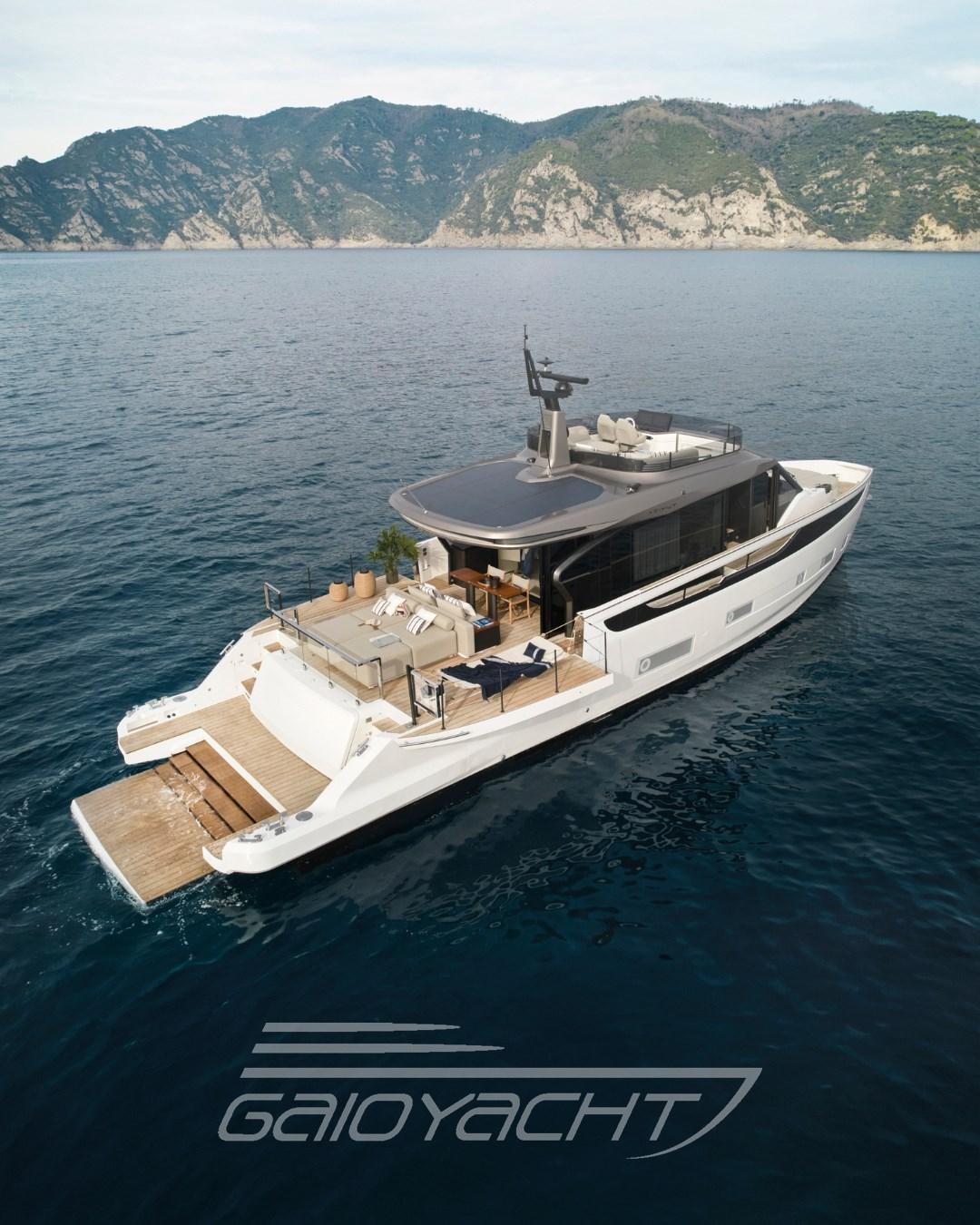 azimut Seadeck 7