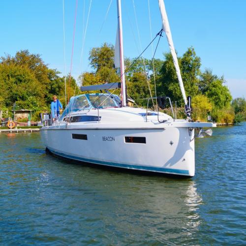 Jeanneau sun odyssey 380