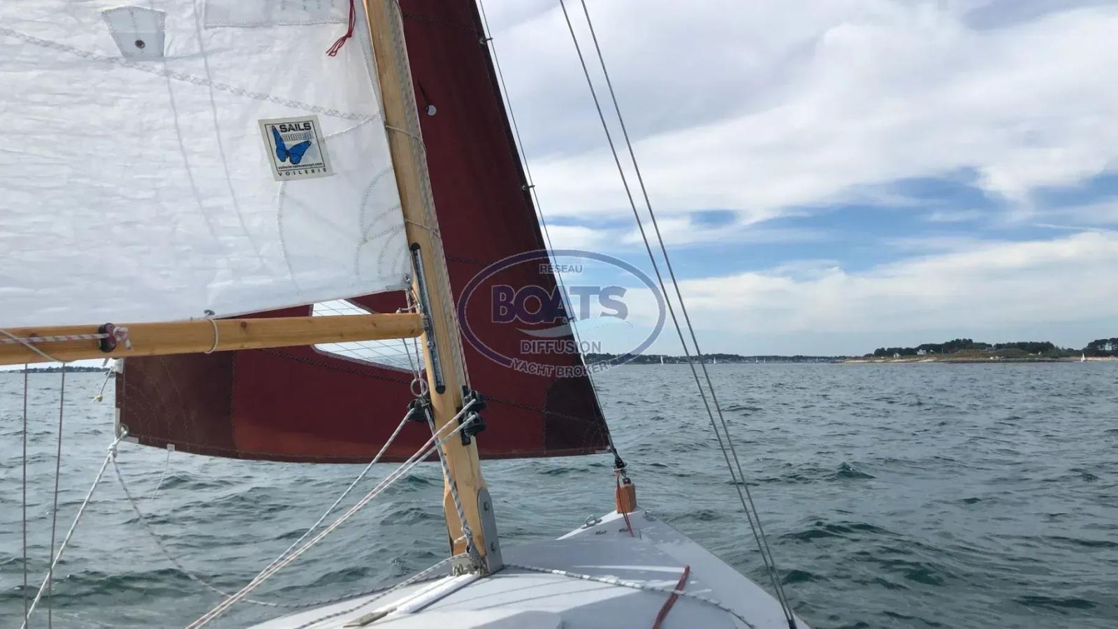 marine composite Gazelle croisière