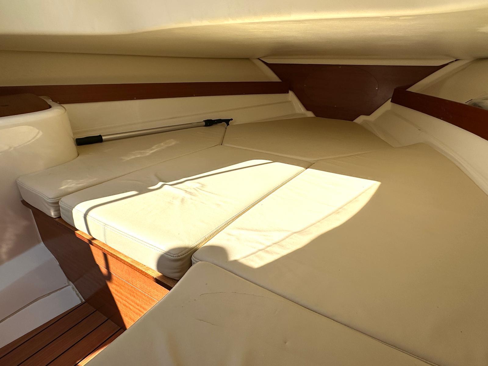 jeanneau Cap camarat 715 wa