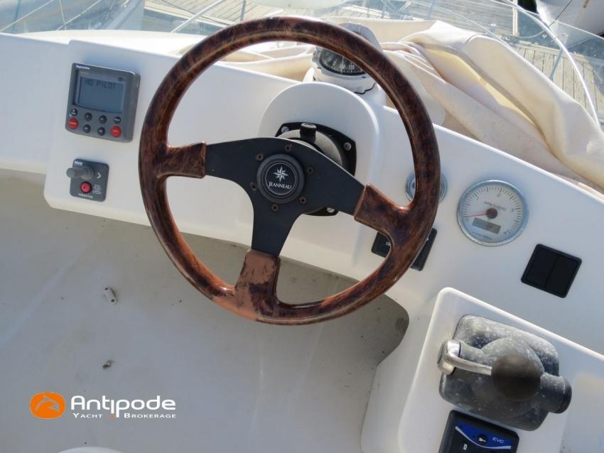 jeanneau Merry fisher 925 fly