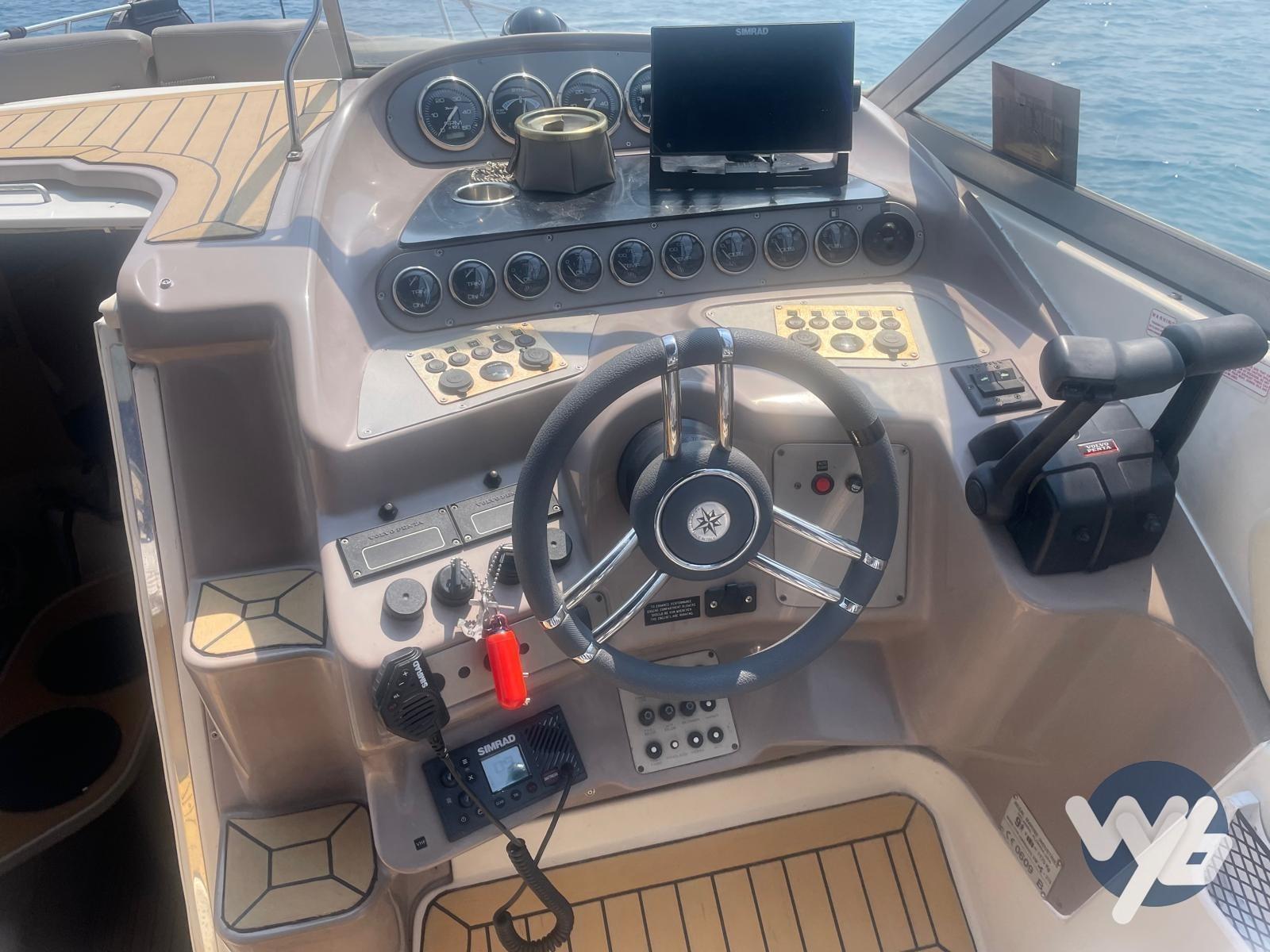 regal marine Commodore 2765