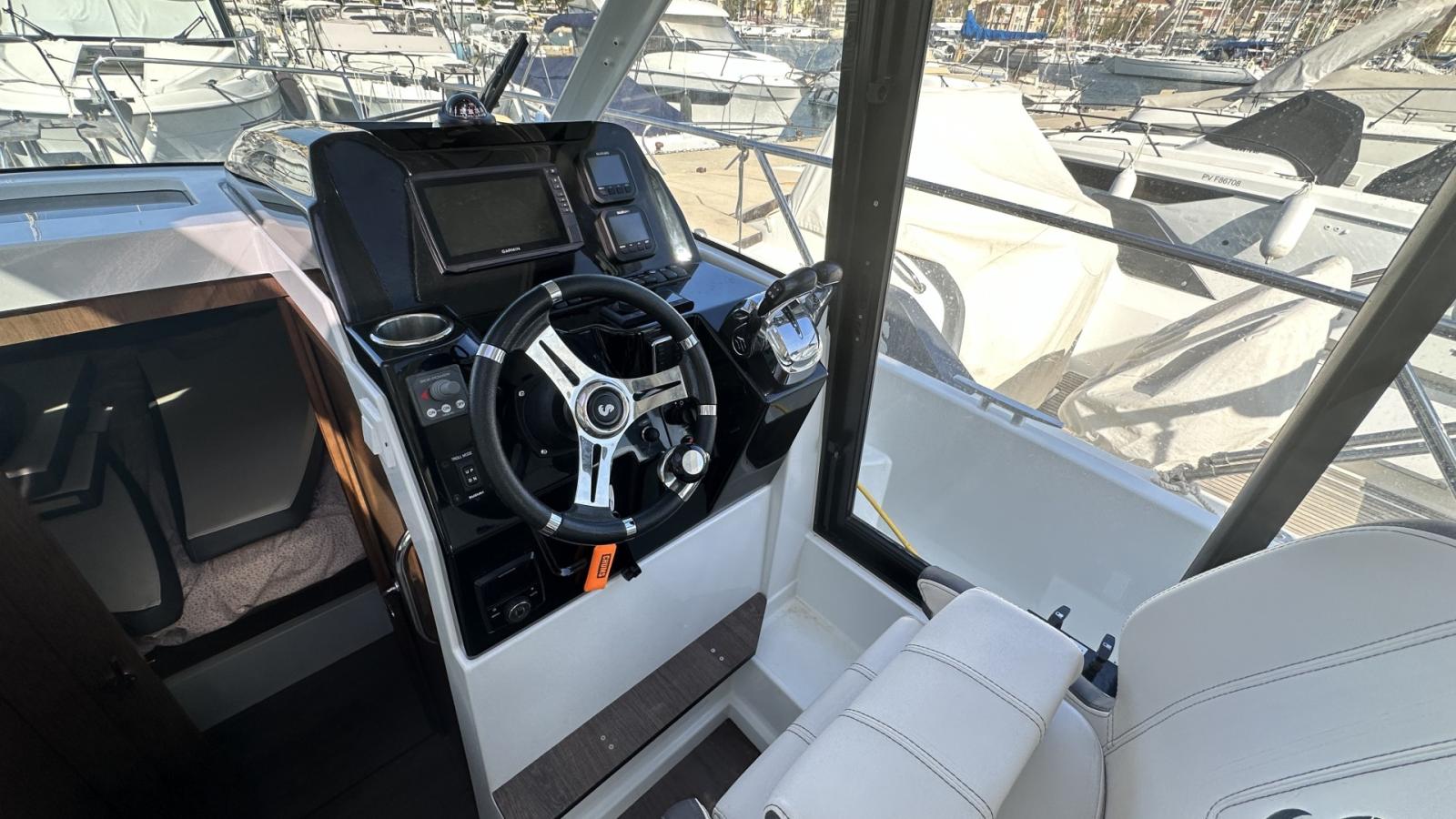 beneteau Antares 9 ob