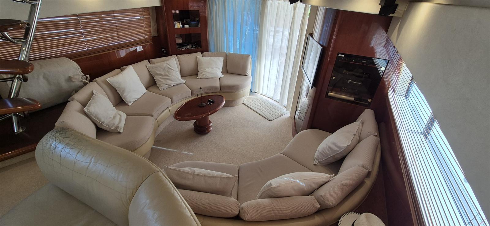 fairline Squadron 62