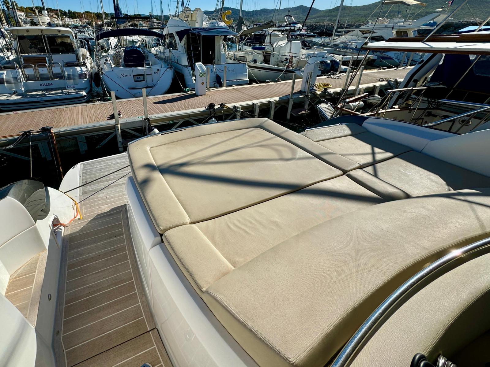 sessa marine C44 cruiser