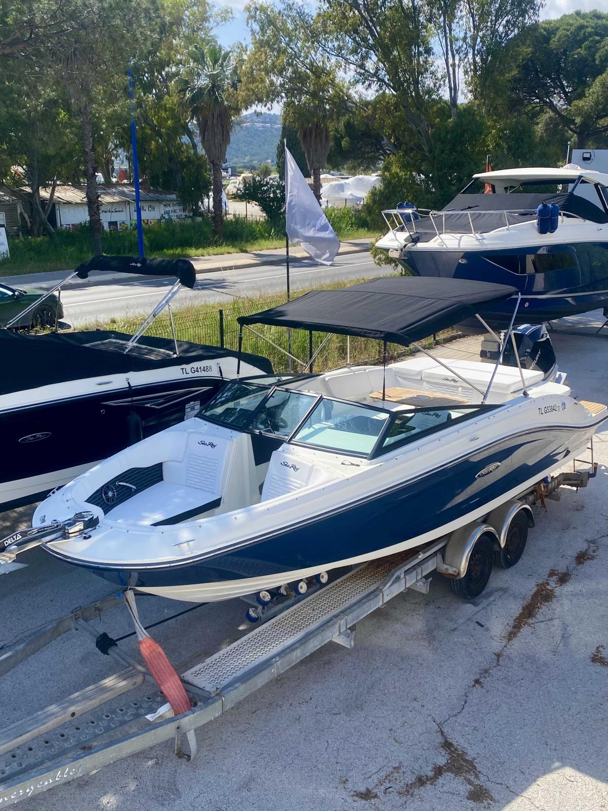 sea ray 230 spx
