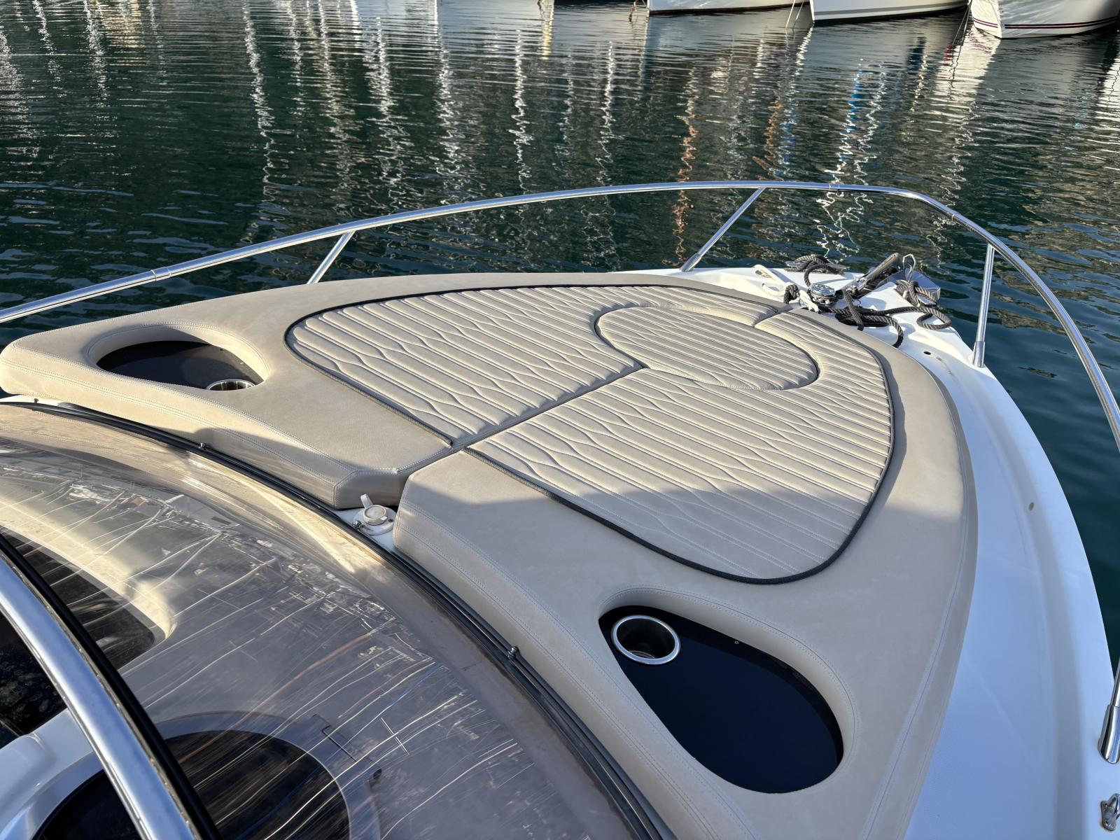 cranchi E30 endurance