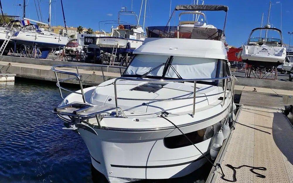 jeanneau Merry fisher 1095 fly