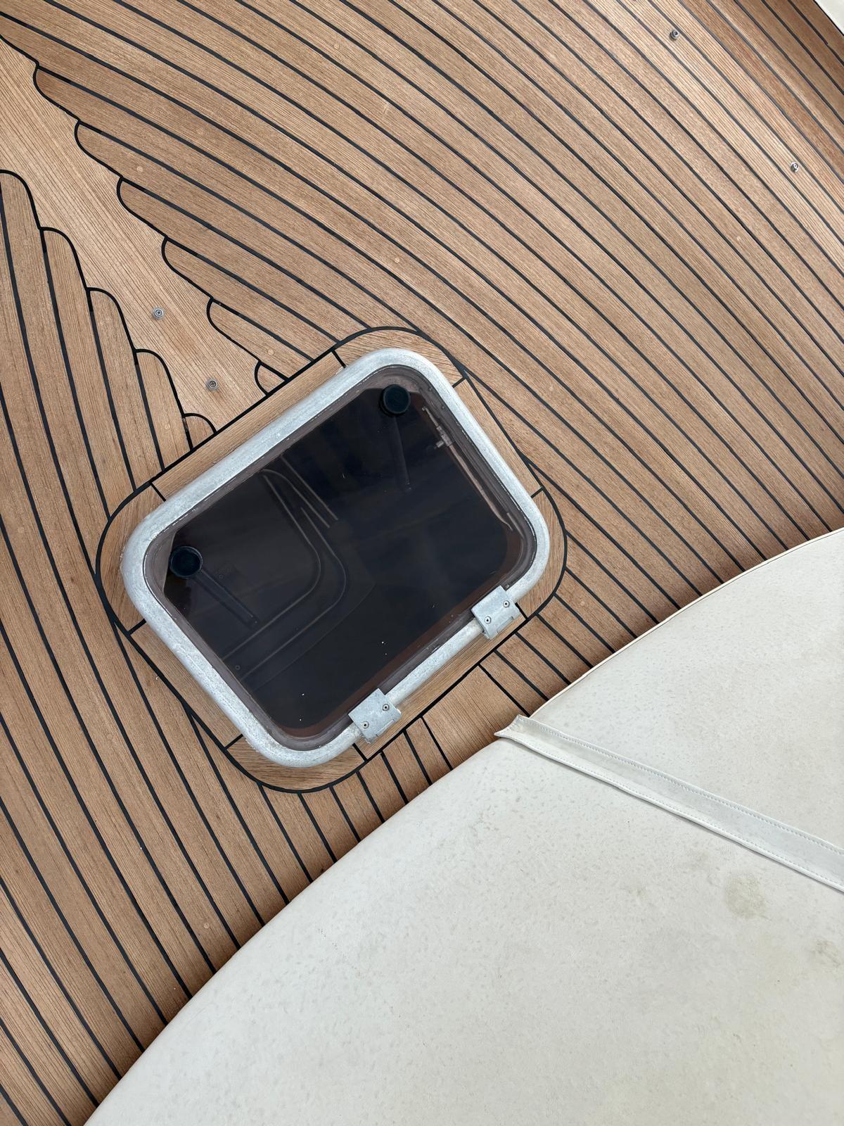 apreamare Aprea 750 midcabin