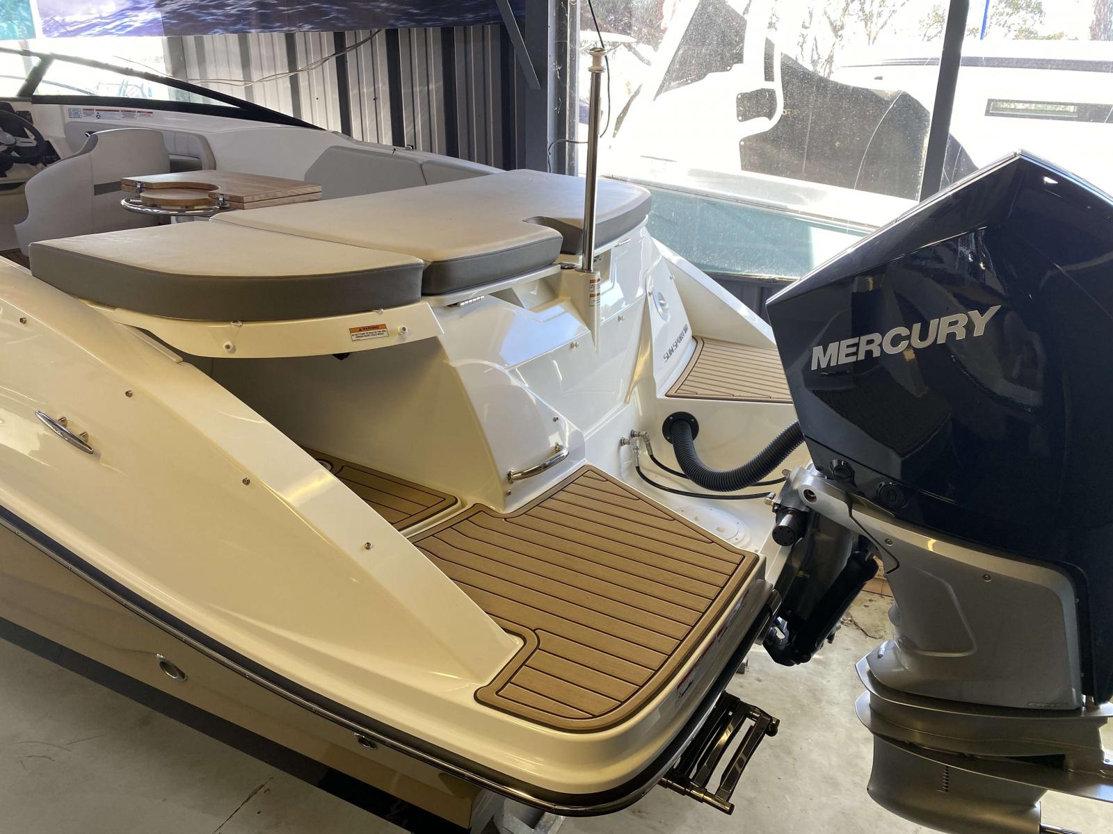 sea ray Sunsport o 230