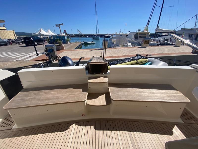 ferretti 620