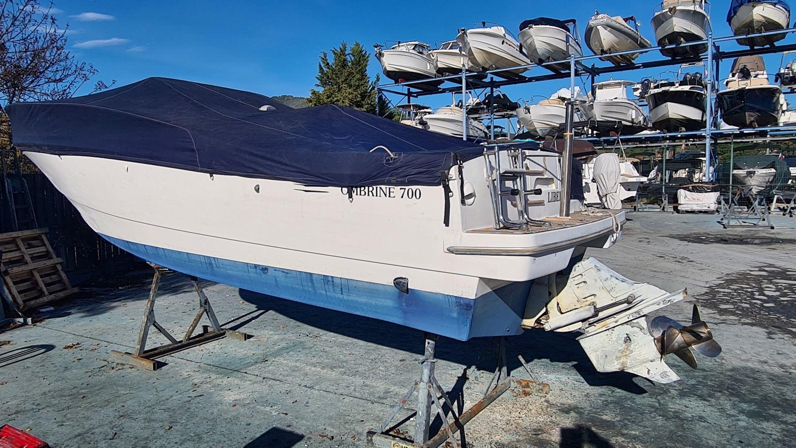 beneteau Ombrine 700