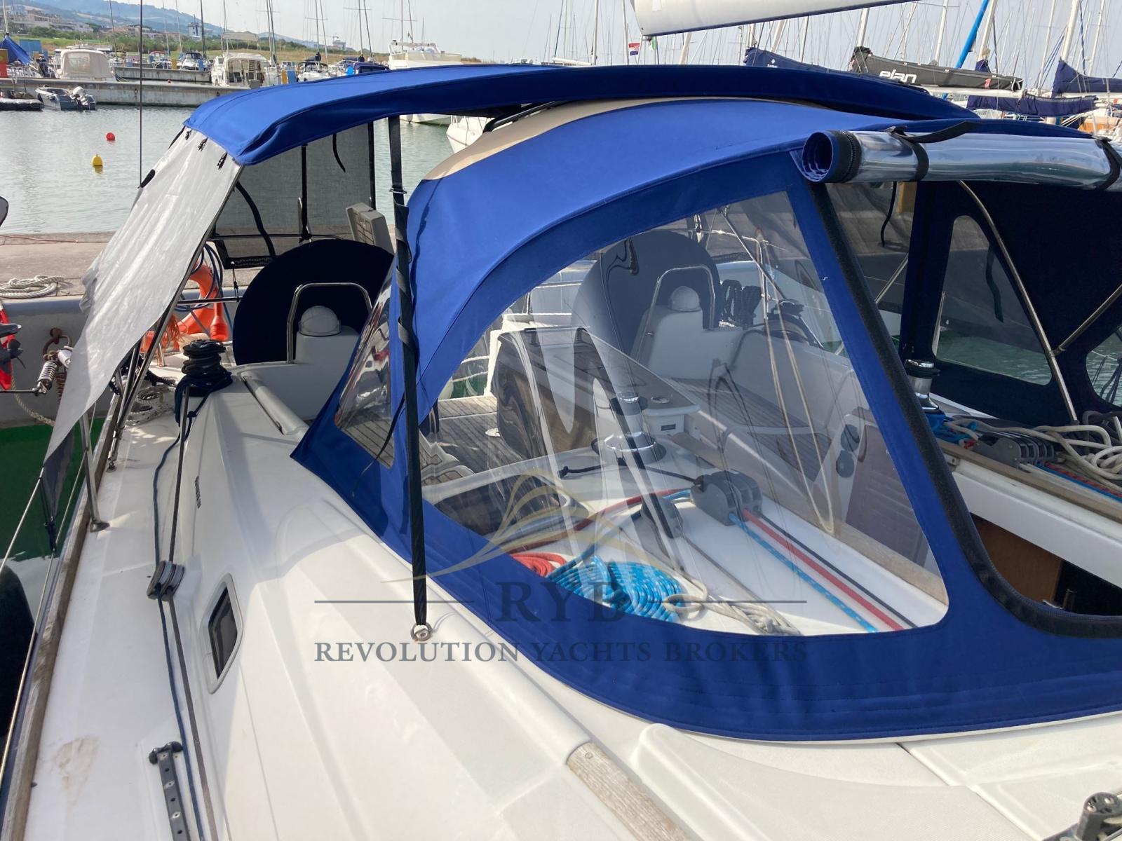beneteau Oceanis 43