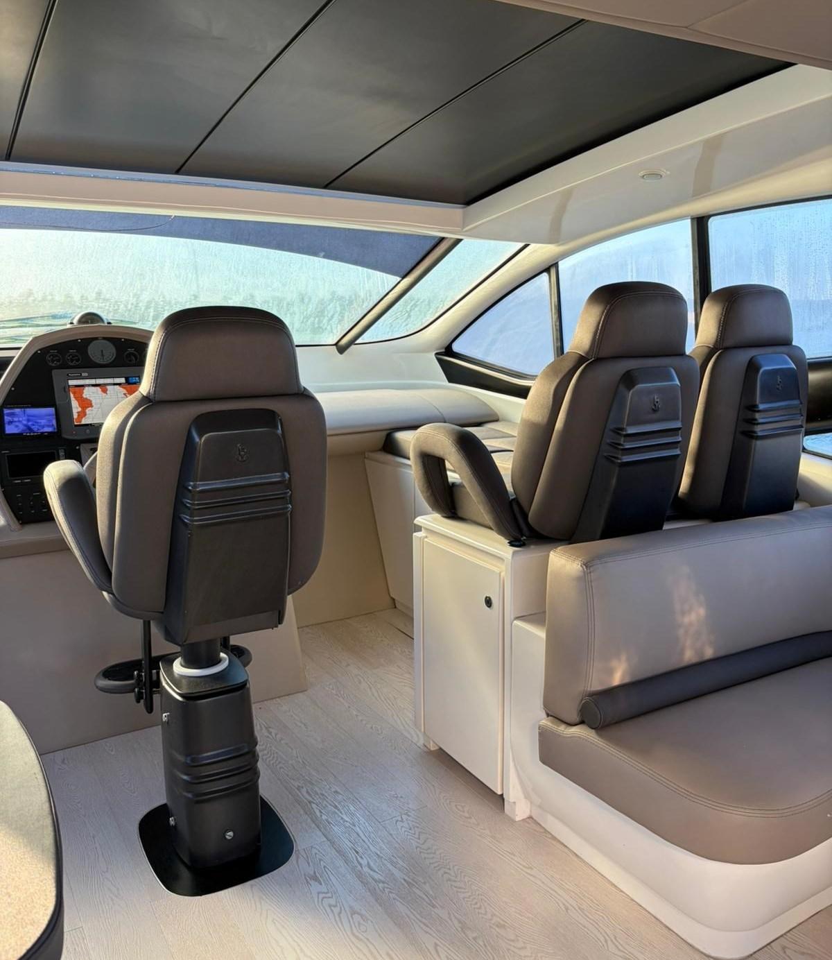 pershing Pershing 62