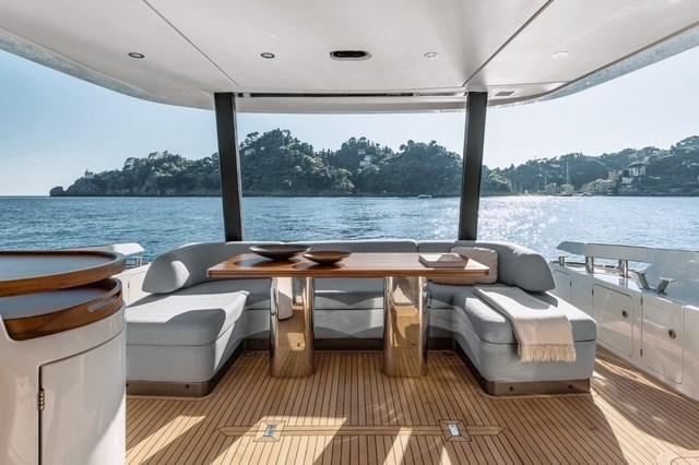 azimut 68 flybridge my 2022