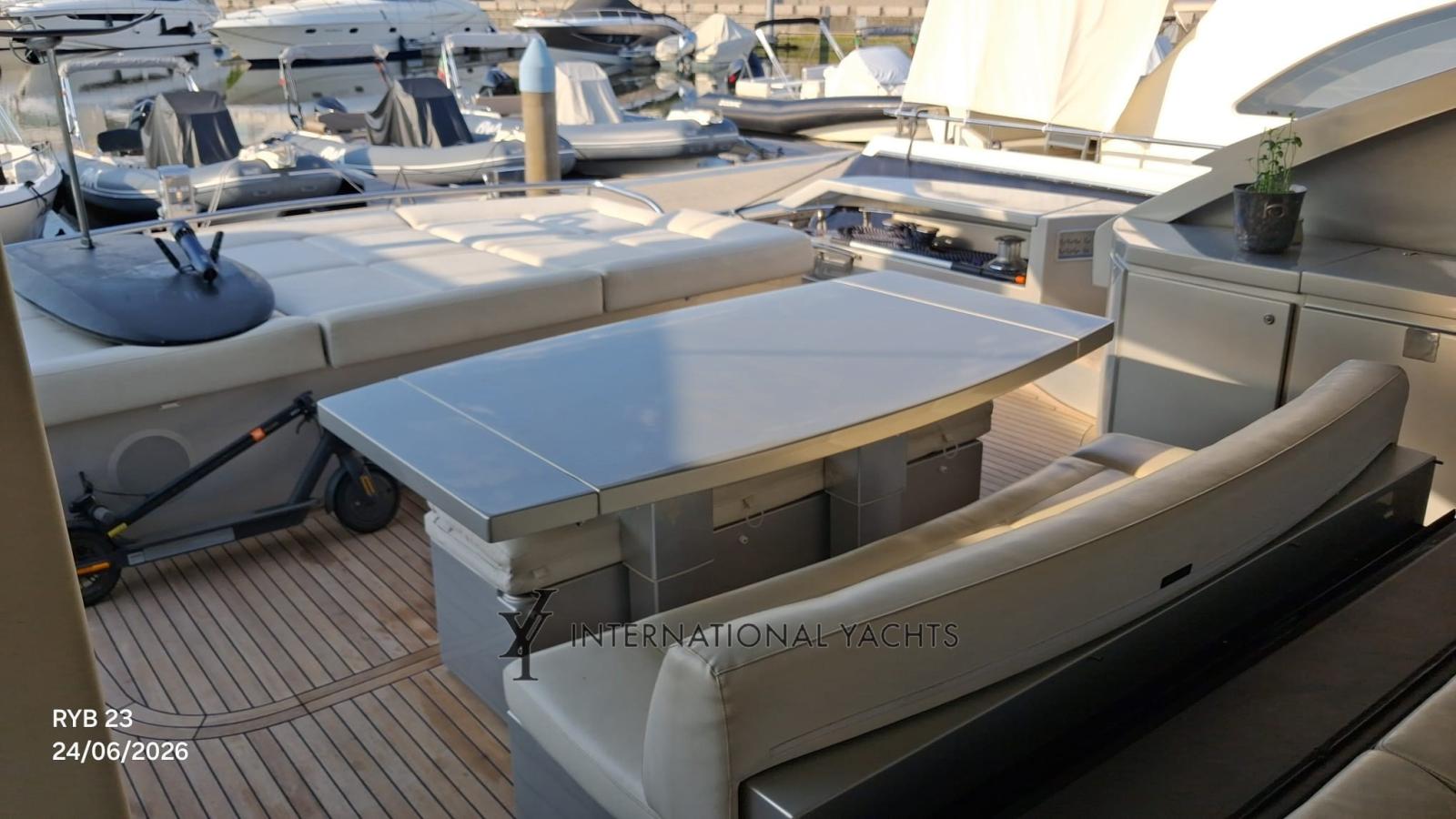 pershing 82