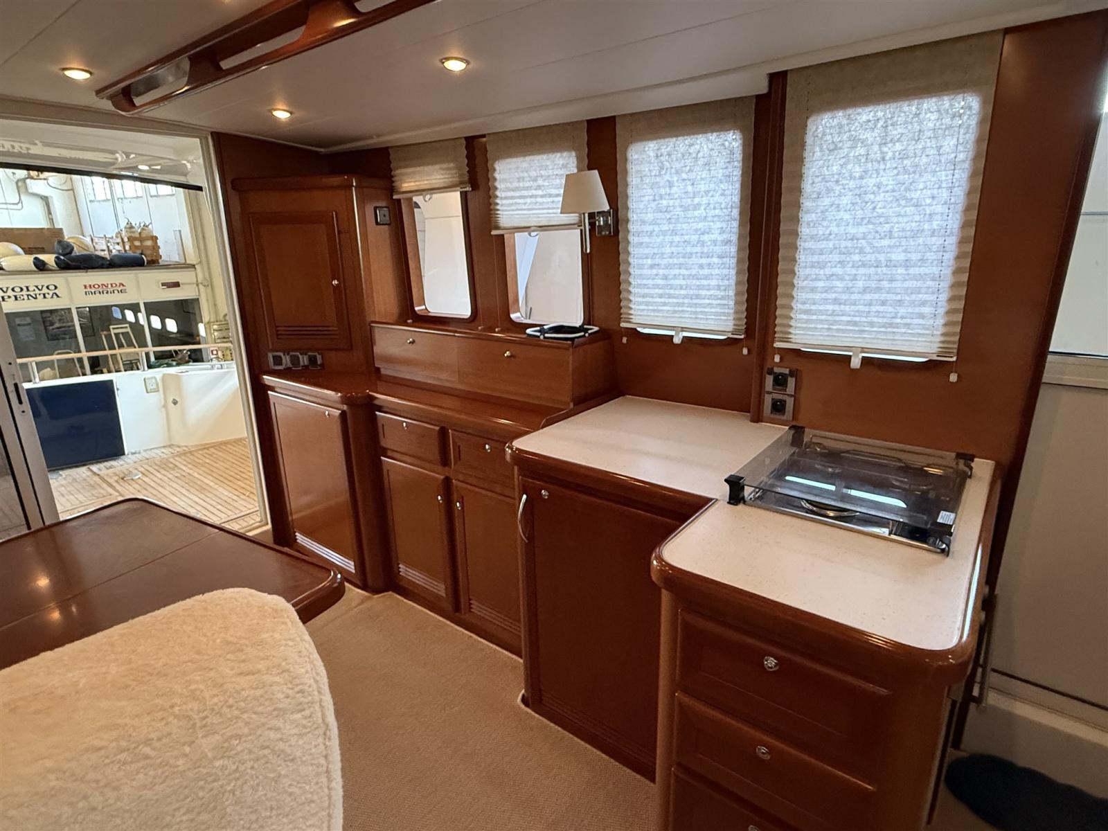 beneteau Swift trawler 42