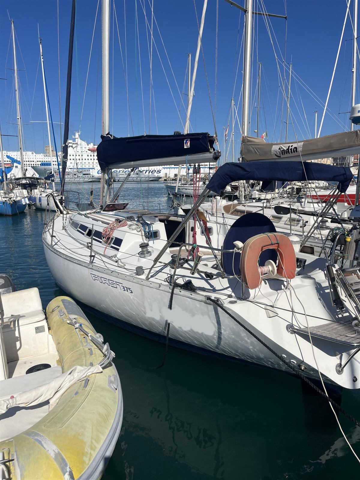 beneteau First 375