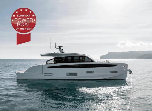 Azimut seadeck 6