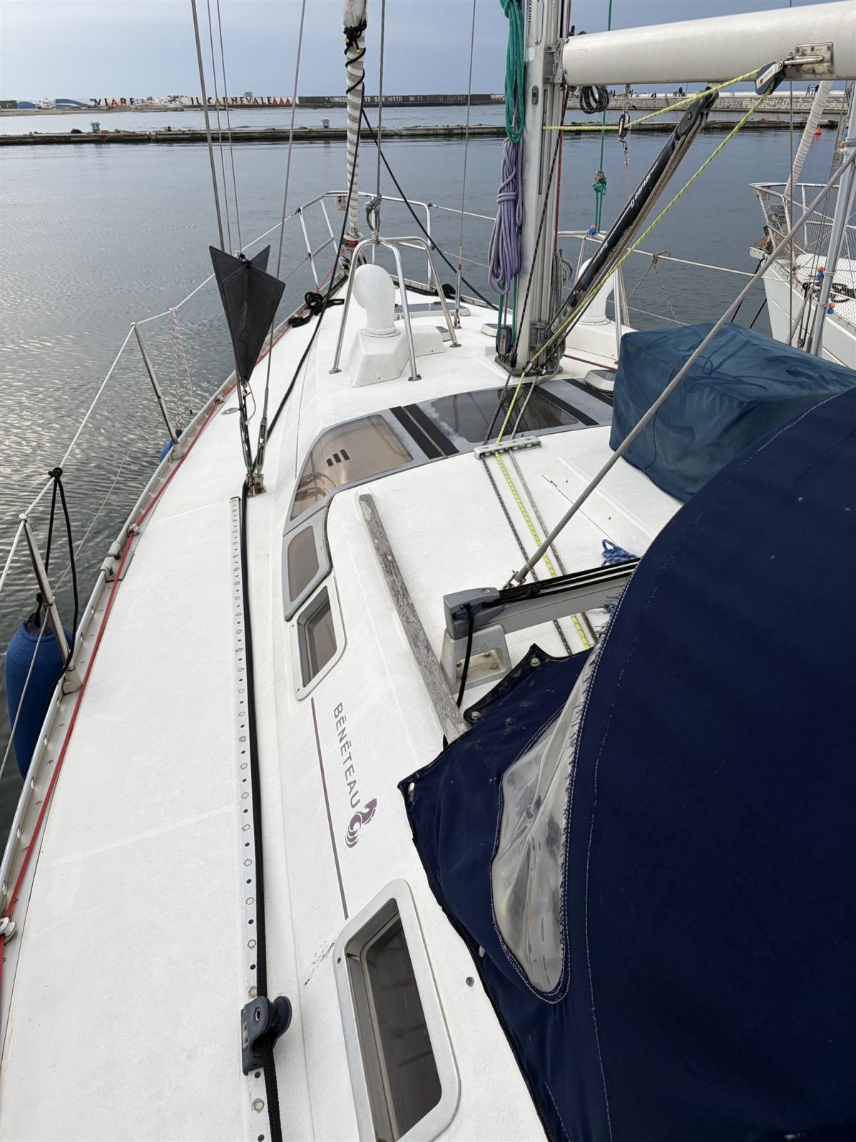 beneteau Oceanis 390