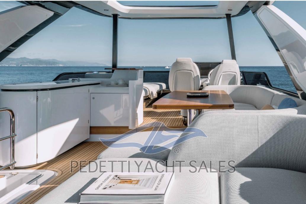 azimut 68 flybridge my 2021