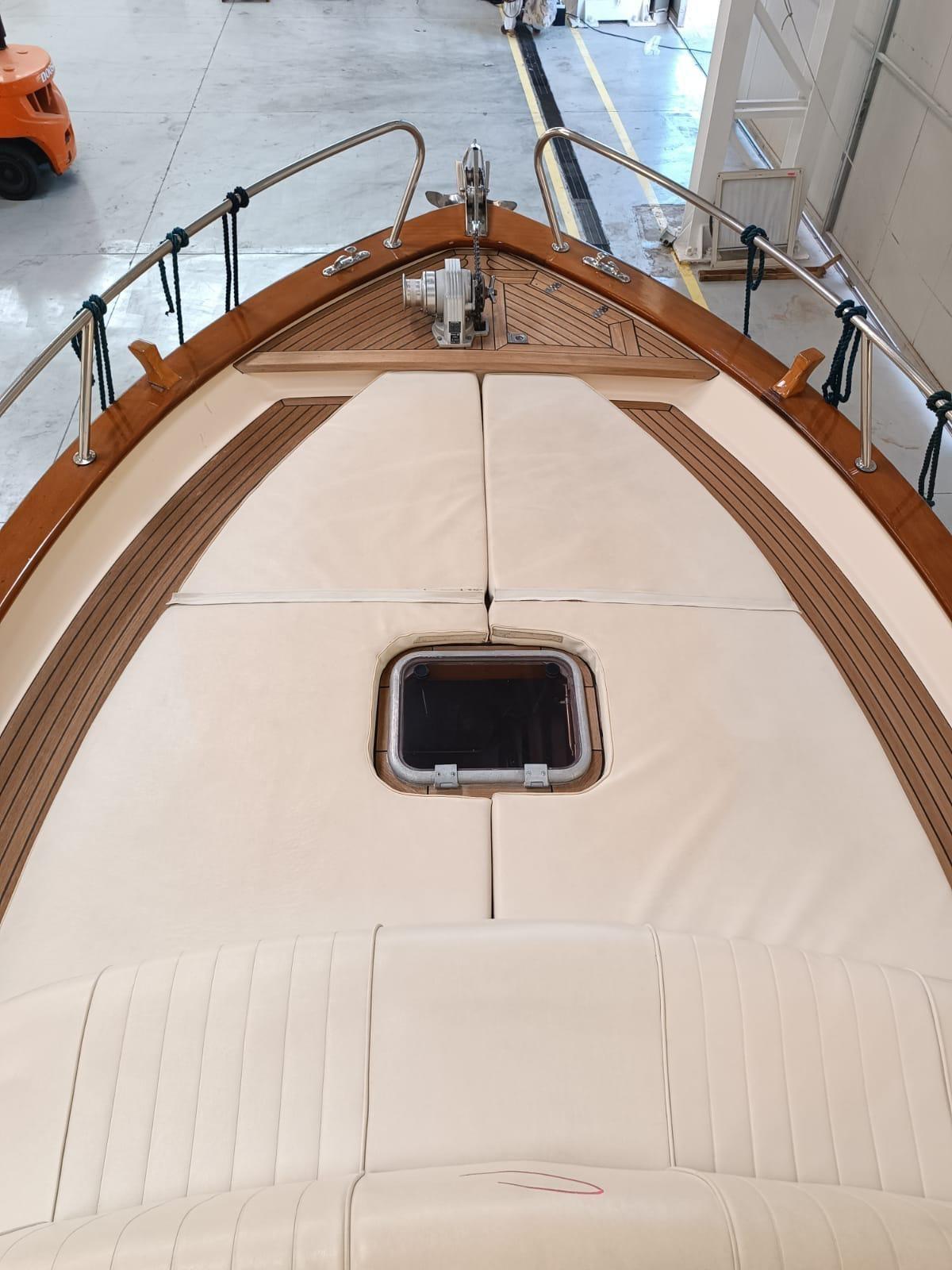 apreamare Aprea 750 midcabin