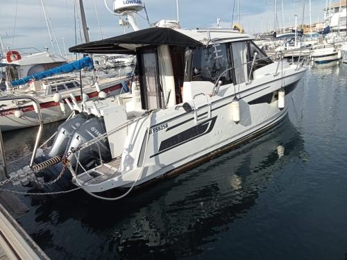 Jeanneau merry fisher 8.95 offshore