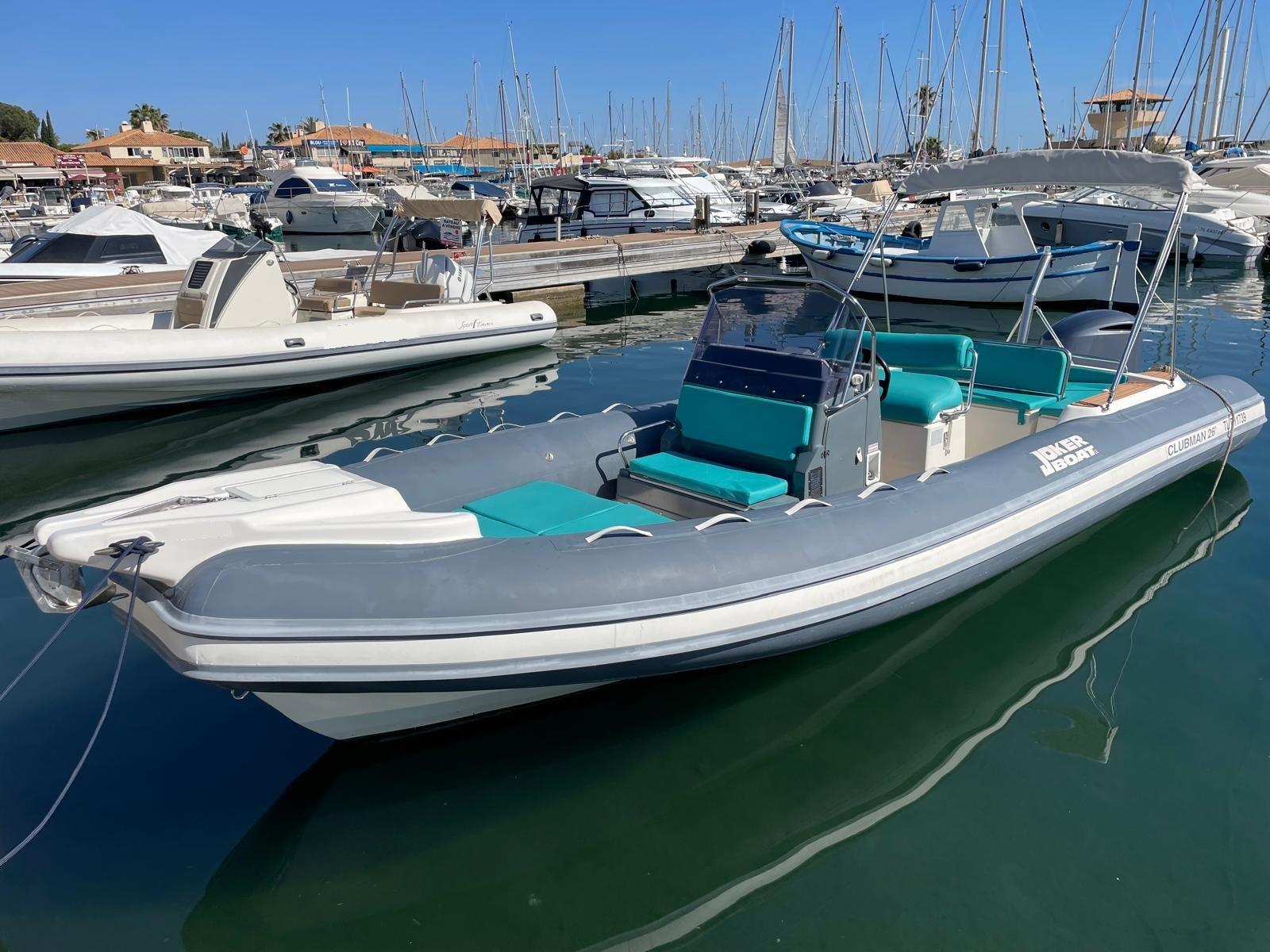 joker boat Club man 26