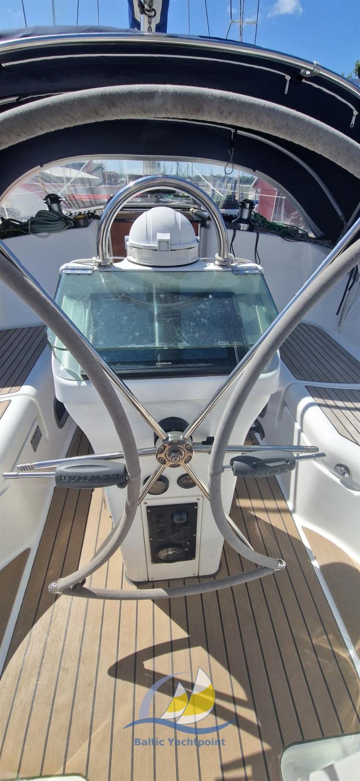 beneteau Oceanis 361 lift keel